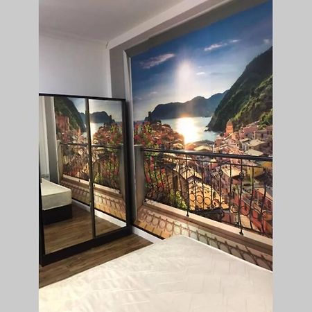 Studio Apartment Near Republic Square Jerevan Buitenkant foto