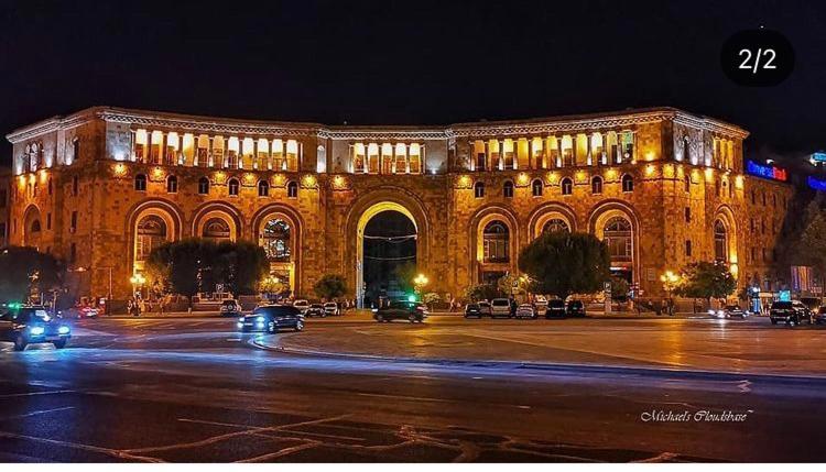 Studio Apartment Near Republic Square Jerevan Buitenkant foto